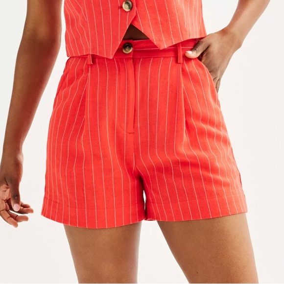 Draper James Pants - NEW Draper James Linen Shorts.‎ XL